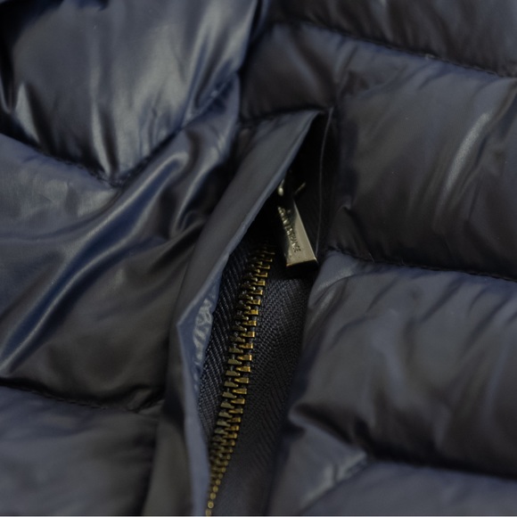 Armani Exchange winter jacket. - Picture 6 of 6